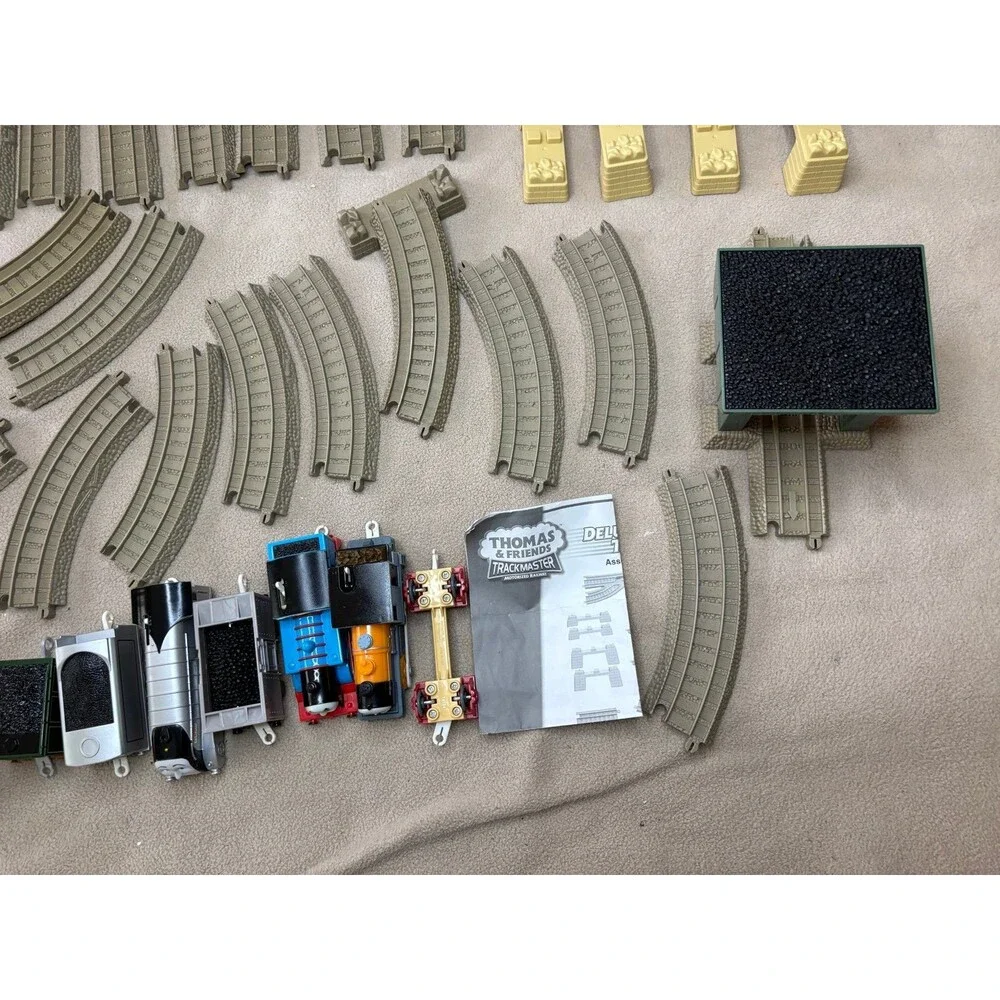 Mattel Thomas & Friends TrackMaster Motorized Lot Trains and Tracks 2009